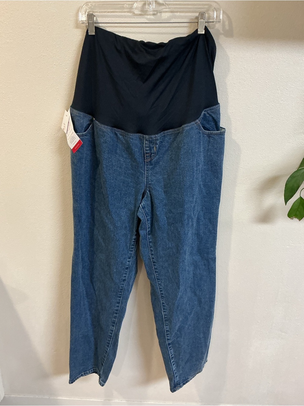 Ingrid & Isabel For Every Belly Women's Maternity Straight Denim Jean